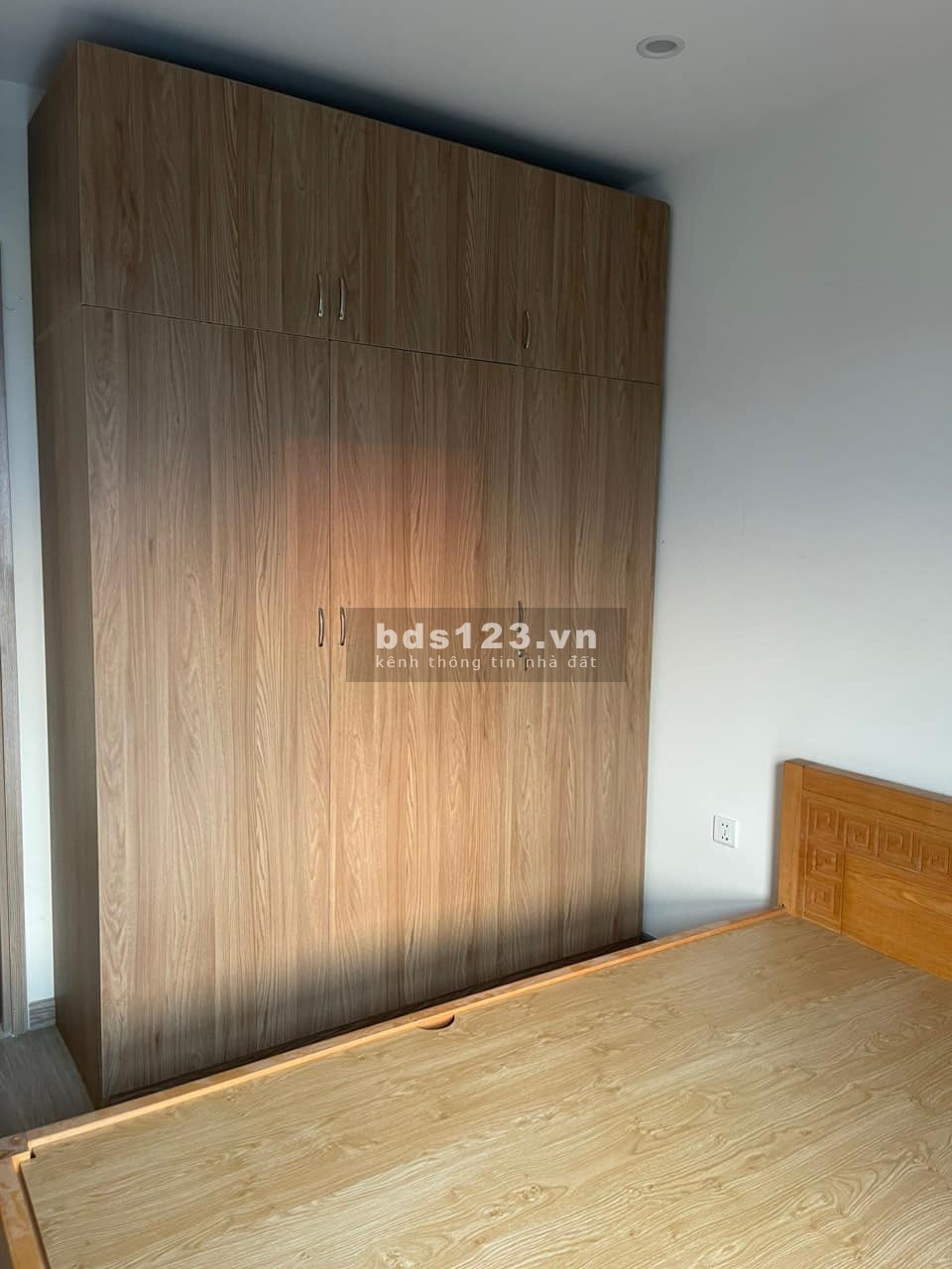 Cho thuê căn 2PN 2wc full gỗ 6,5 triệu tại Vinhomes Quận 9