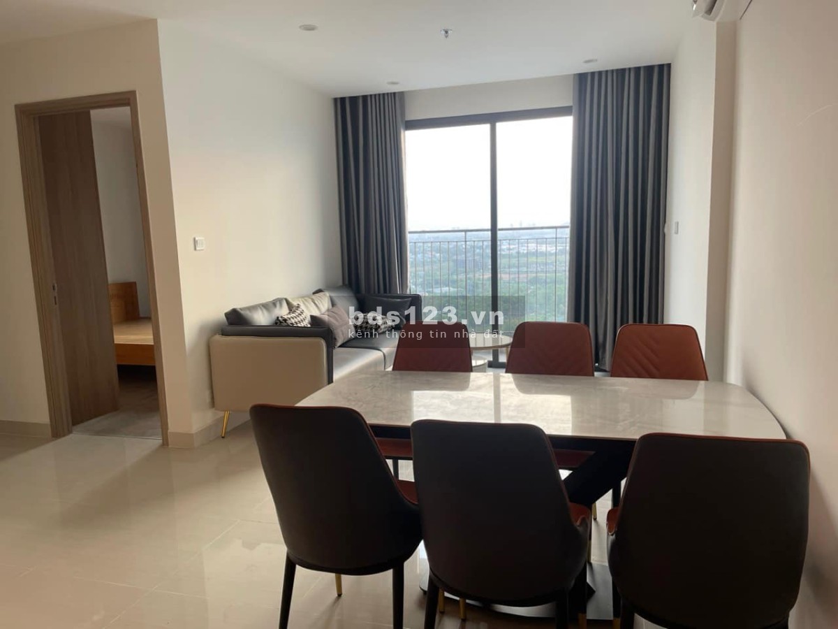 Cho thuê căn 2PN 2wc full gỗ 6,5 triệu tại Vinhomes Quận 9