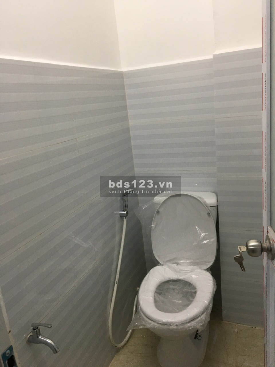 Cho thuê nhà 70m2 hẻm Điên Biên Phủ gần đại học Hutech