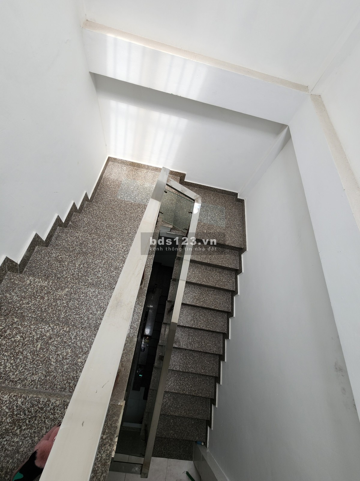 Bán nhà 3 lầu hẻm xe hơi đường số 4 Bình Hưng Hòa B, Bình Tân