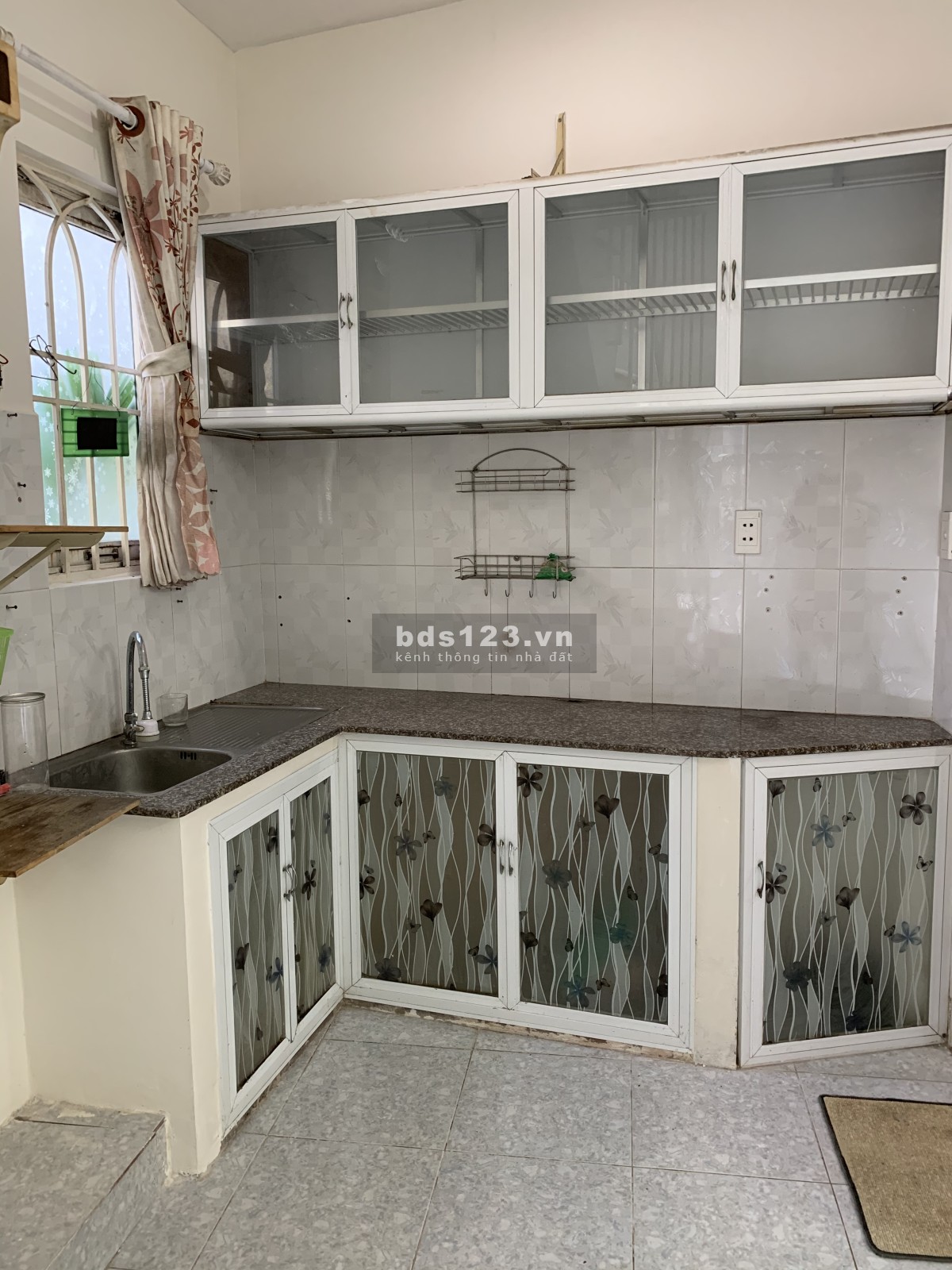 Cho thuê nhà nguyên căn hẻm xe hơi, phường 12, quận Binh Thạnh