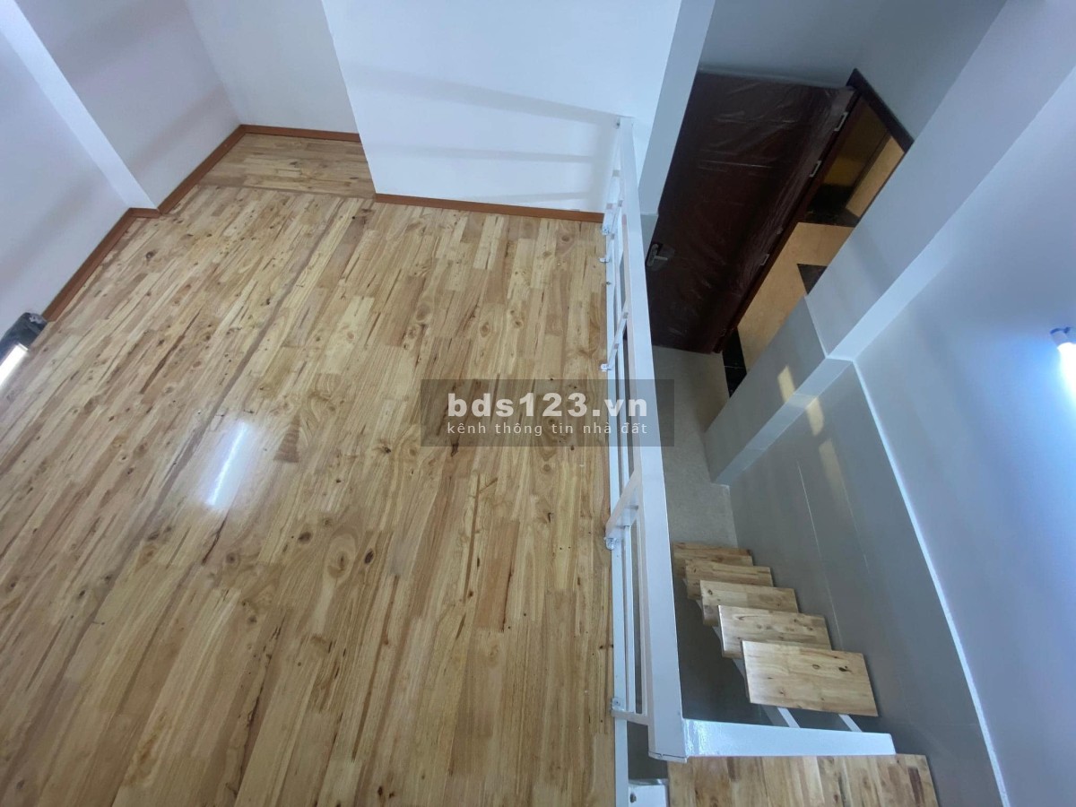 Phòng gác cho thuê quận Gò Vấp chỉ 3tr8
