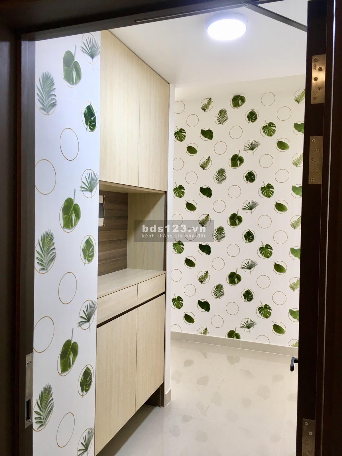 Cho thuê căn 2PN 70m2 Dự án The Sun Avenue giá 15 triệu. LH 0901102909 xem nhà