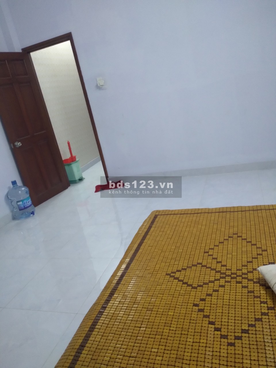 Bán gấp Nhà hẻm xe hơi mới đẹp 3 lầu q.8