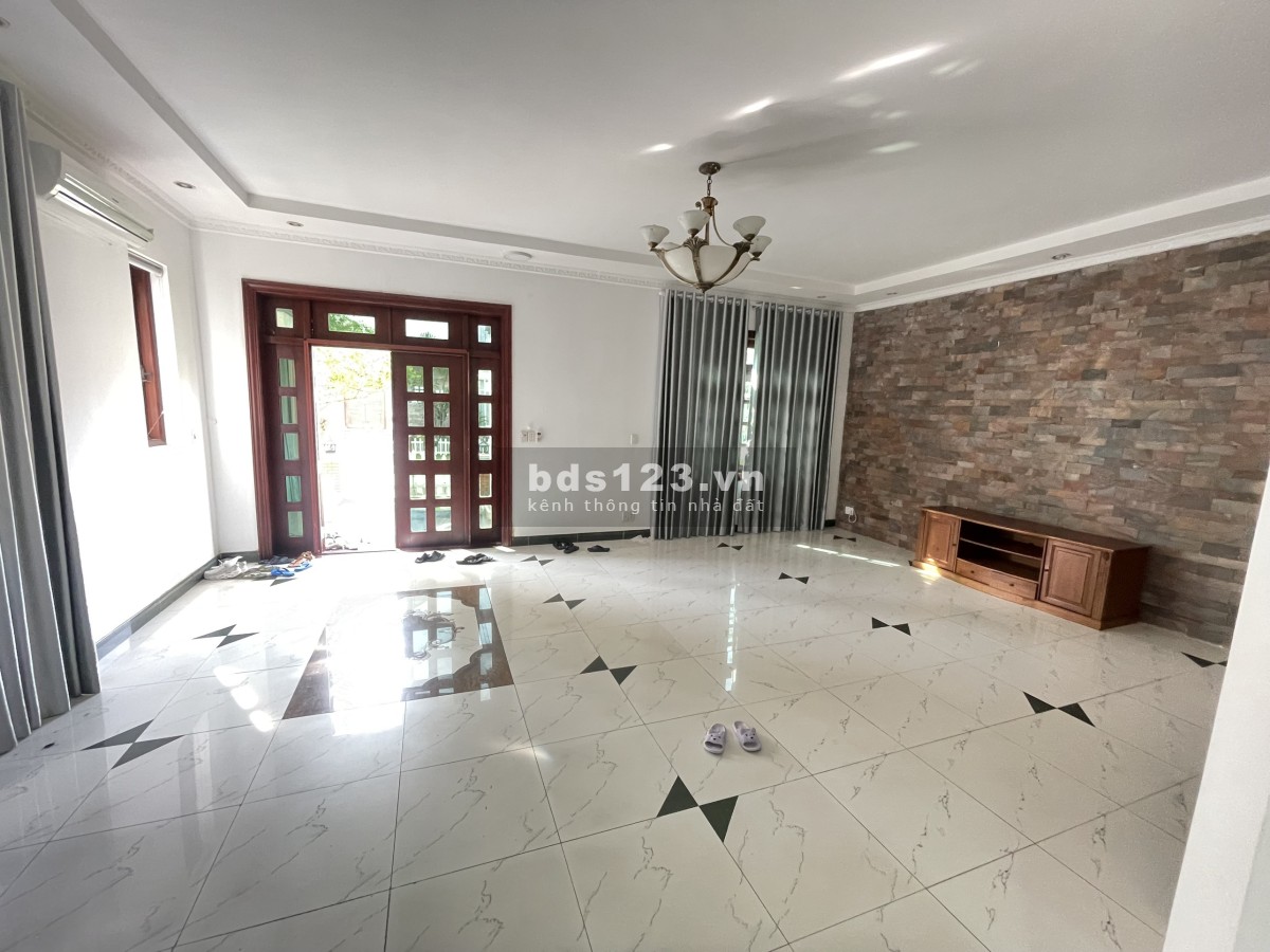 Cho thuê Biệt thự Khu Lan Anh, Thủ Thiêm giá 55tr 1thang