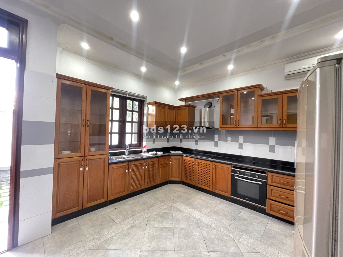 Cho thuê Biệt thự Khu Lan Anh, Thủ Thiêm giá 55tr 1thang