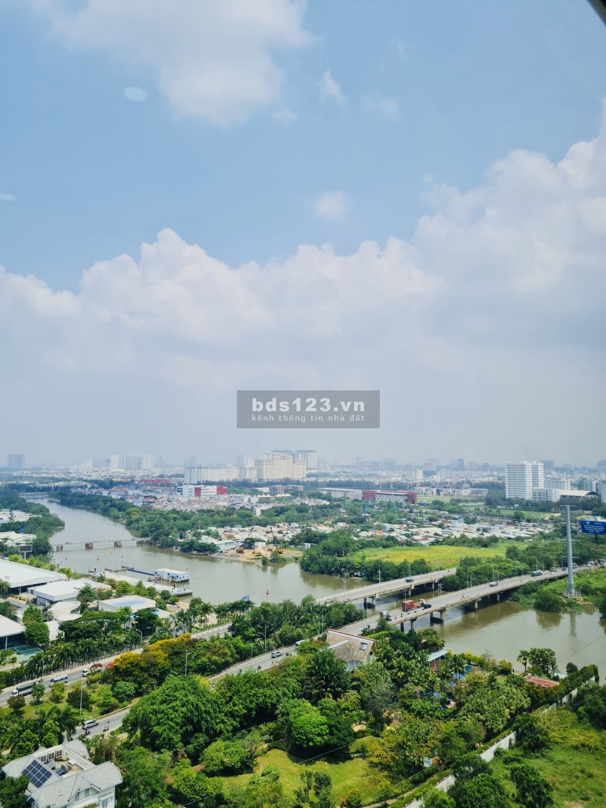 Cần Bán Căn hộ Sunrise Riverside- 2 phòng ngủ + 2WC. Đầy đủ nội thật