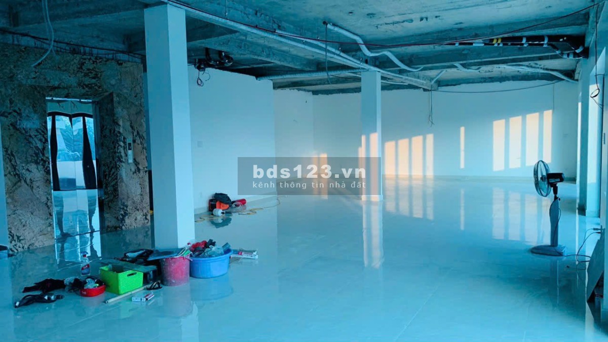 Cho thuê mặt bằng tầng 1+2 nhà mặt đường Đông Khê 2 (Lê Quang Đạo)