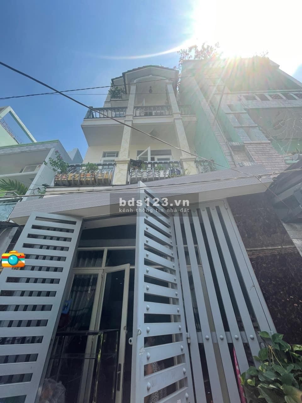 Nhà 4 tầng BTCT sát hẻm ô tô thông - 4x13 - Nhỉnh 5 tỷ - Trung tâm Gò Vấp
