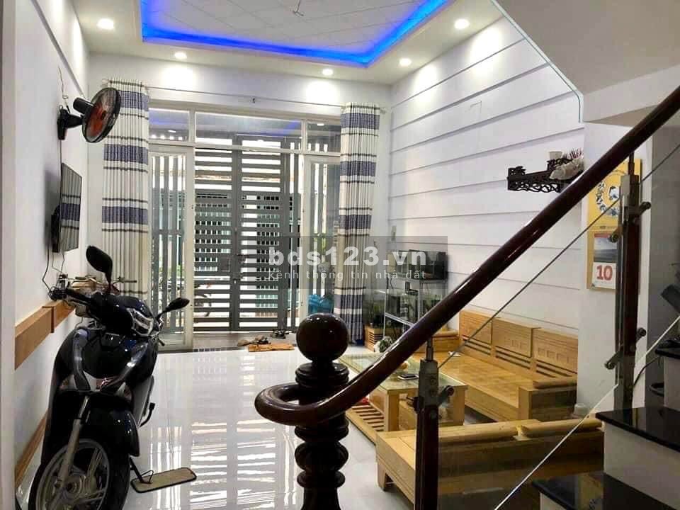 Nhà 4 tầng BTCT sát hẻm ô tô thông - 4x13 - Nhỉnh 5 tỷ - Trung tâm Gò Vấp