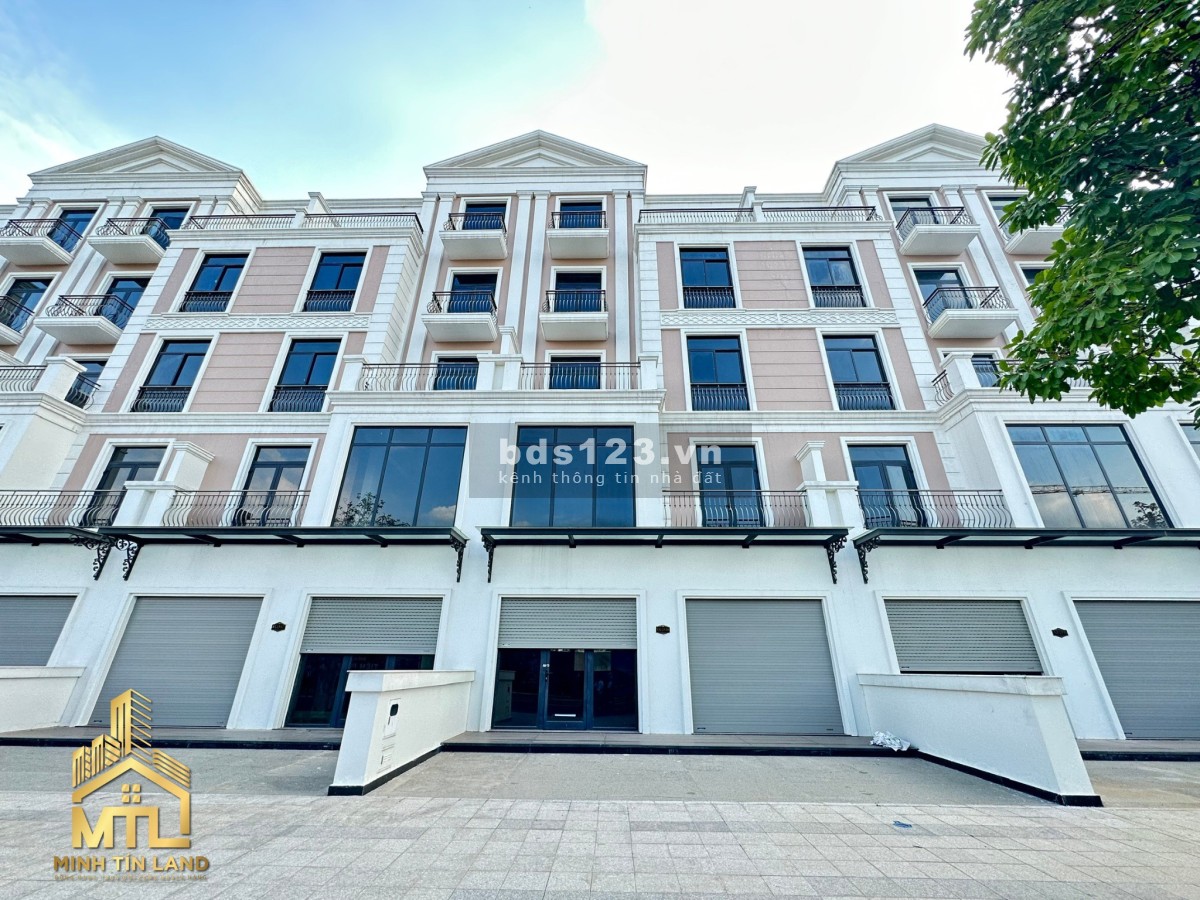 Chủ kẹt tiền bán lỗ 3 tỷ nhà phố 126m2 tại Vinhomes Grand Park Quận 9