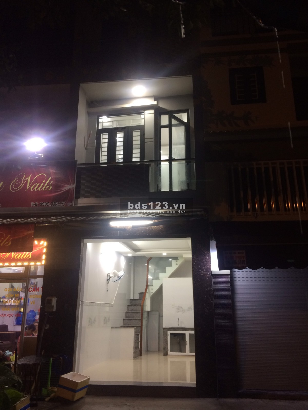 Nhà mặt tiền 21M2 (01 trệt & 01 lầu), đường Trường Sa, quận Phú Nhuận
