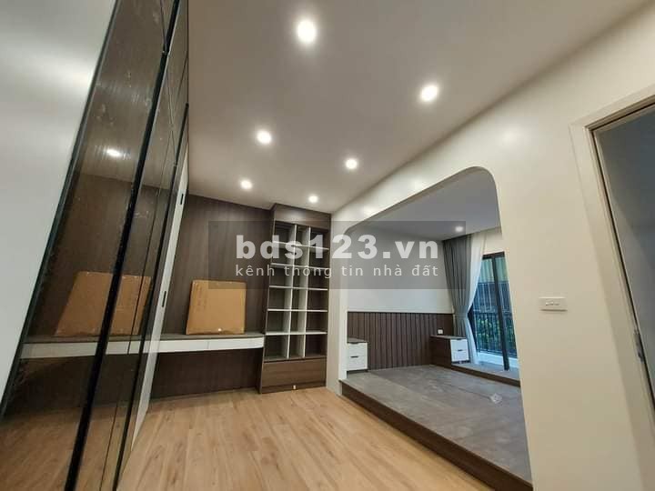 Nhà Đẹp Giáp Bát, Hoàng Mai 41m, 5 tầng, mt 6.5m, giá 6.6 tỷ.