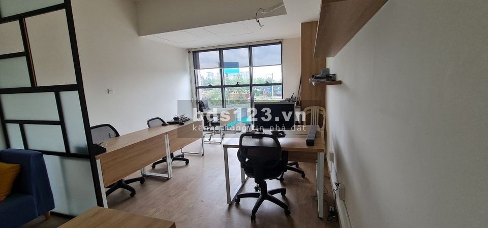 Mới - Văn phòng OT 36 m2 The Sun Avenue Q2 - Có nội thất giá tốt
