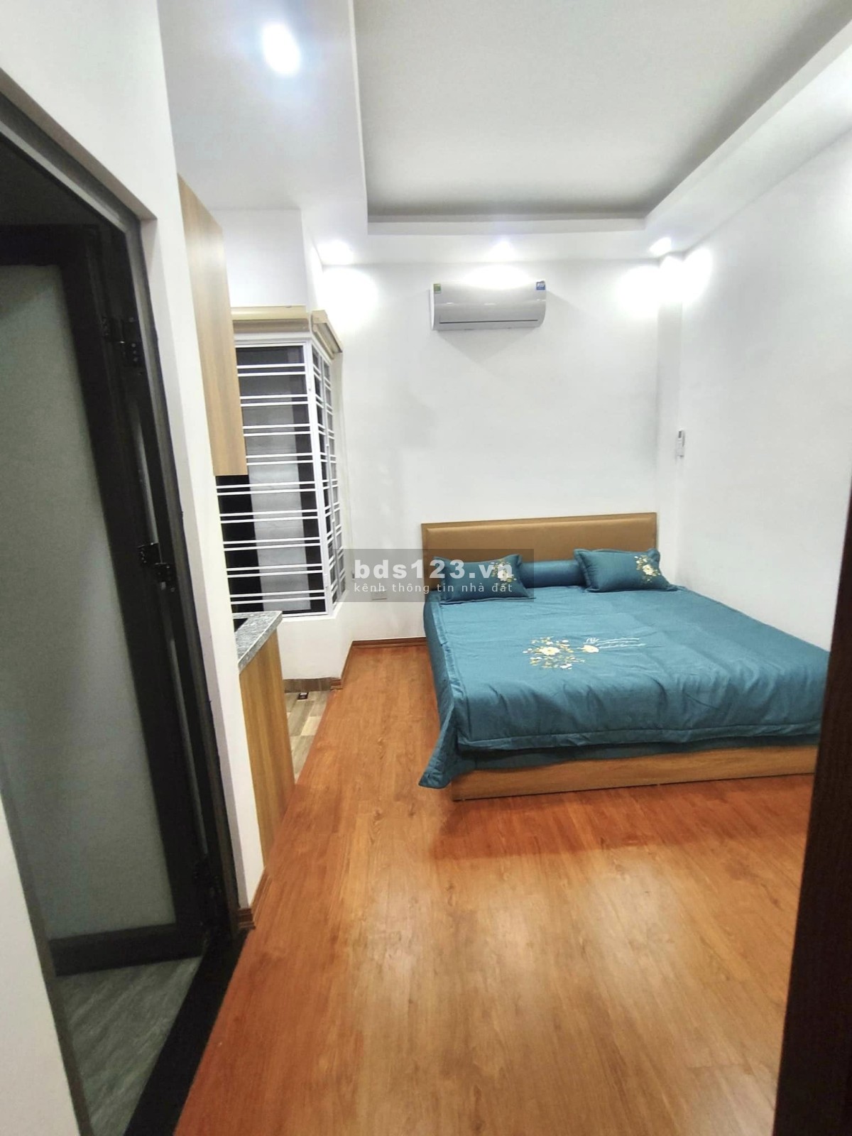 Bán nhà đẹp Mỹ Đình - Kinh Doanh - Ô TÔ tránh - 60m - 9,5 tỷ