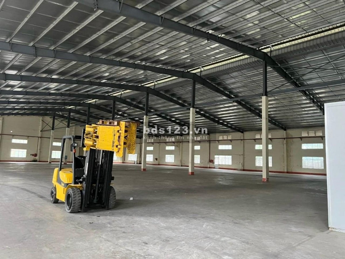 Cần thuê nhà xưởng 7500m2 LÀM XƯỞNG MAY tại đường Phan Huy Ích, F.15, Q. Tân Bình.