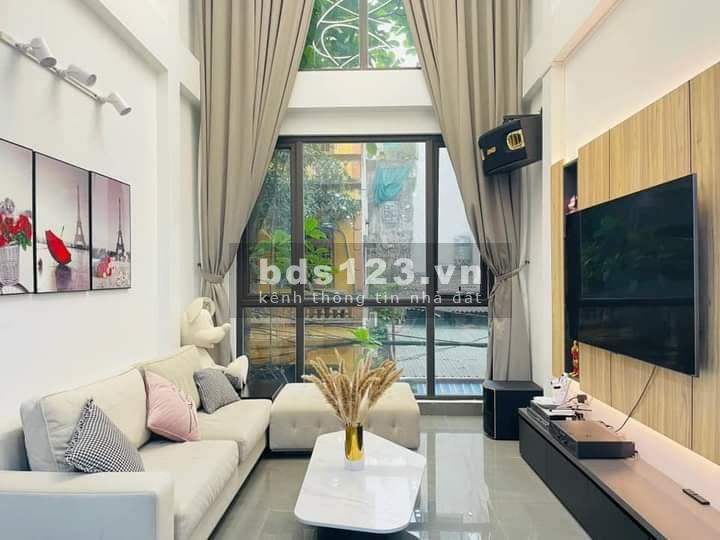 Bán nhà kinh doanh, ô tô Đền Lừ 45m, 5 tầng, mt 3.5m, giá 11.95 tỷ.