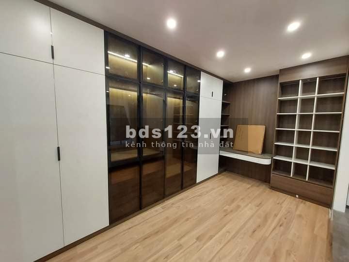 Nhà Đẹp Giáp Bát, Hoàng Mai 41m, 5 tầng, mt 6.5m, giá 6.6 tỷ.