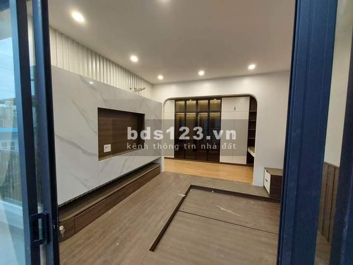 Nhà Đẹp Giáp Bát, Hoàng Mai 41m, 5 tầng, mt 6.5m, giá 6.6 tỷ.