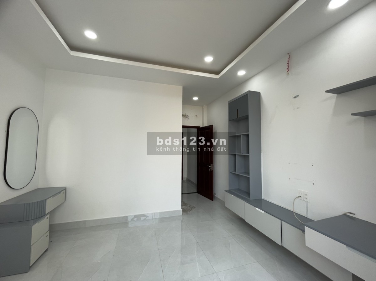 Bán nhà mới đẹp Hẻm xe hơi 460 Nguyễn Sơn, Phú Thọ Hòa, Tân Phú