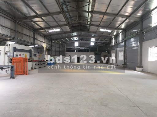 Cho thuê kho xưởng 550m2 mặt tiền đường QL1A, quận Bình Tân.