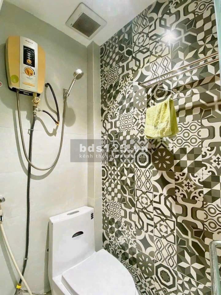 Chủ ngộp ngân hàng cần bán nhà 48m2 đường Nguyễn Văn Quỳ, phường Tân Thuận, quận 7Giá 2 tỷ