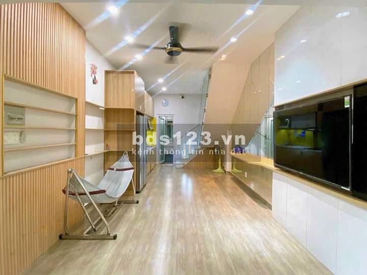 Chủ ngộp ngân hàng cần bán nhà 48m2 đường Nguyễn Văn Quỳ, phường Tân Thuận, quận 7Giá 2 tỷ