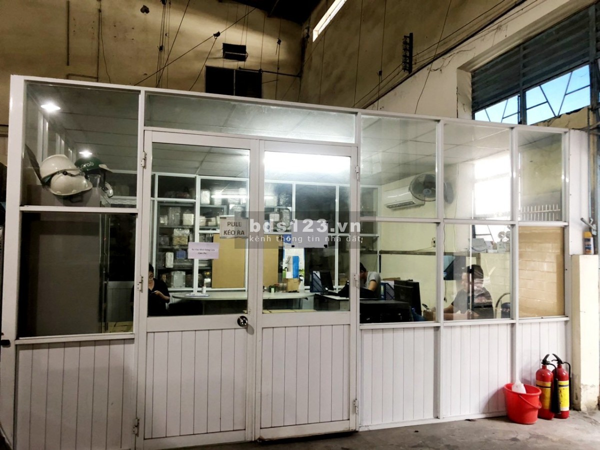Cần cho thuê kho chứa hàng 500m2 trong KCN Tân Bình, đường CN10, Tân Phú