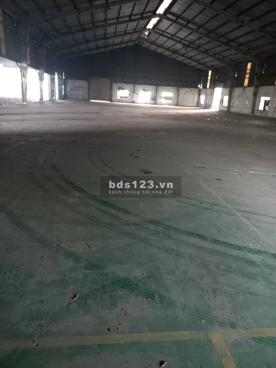 Cho thuê kho xưởng 1000 - 2000m2 tại đường Trần Đại Nghĩa, H. Bình Chánh.