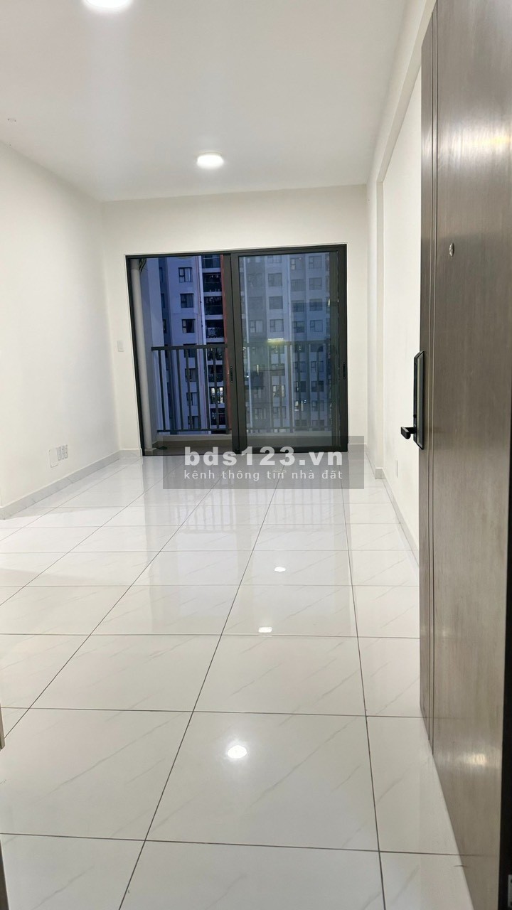 Bán gấp gấp căn góc 2PN - 2WC - 68M2, nhà có sân phơi riêng view thoáng mát, chỉ 2.45 tỷ