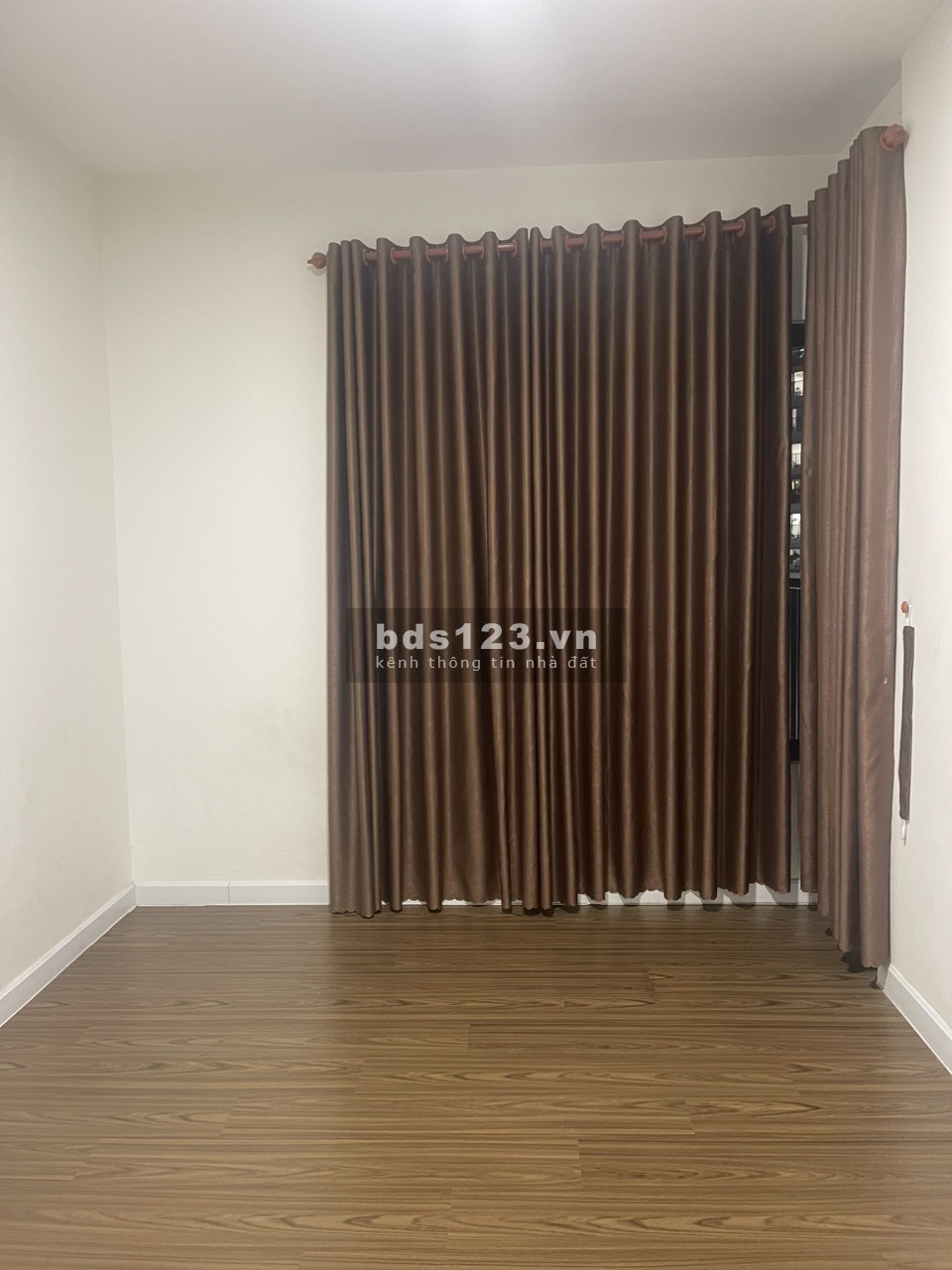 Bán gấp gấp căn góc 2PN - 2WC - 68M2, nhà có sân phơi riêng view thoáng mát, chỉ 2.45 tỷ