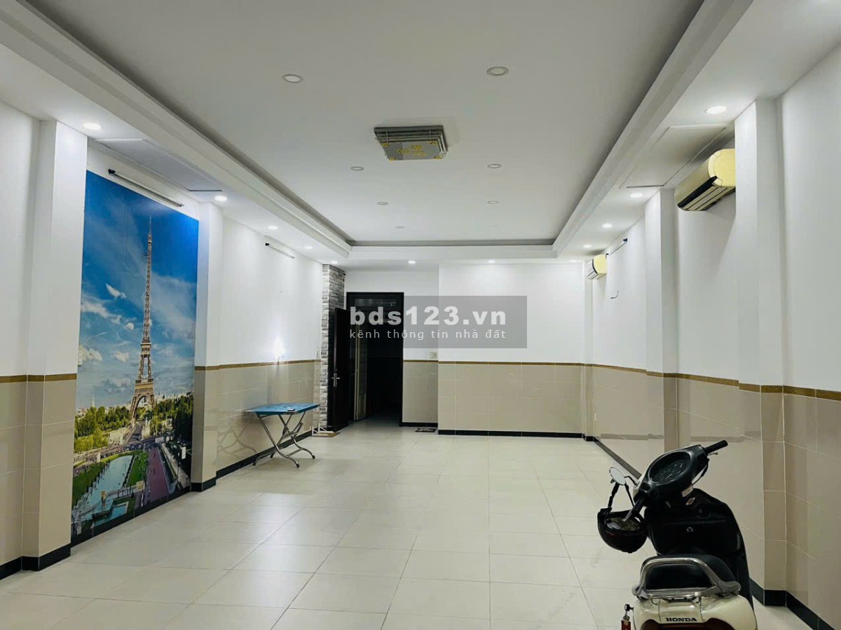 Cho thuê nhà 4 lầu gần Lottee Mart Quận 7 giá rẻ