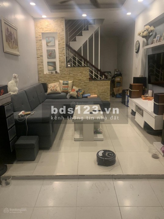 Cần bán nhà Cầu Giấy, vị trí đẹp dân trí cao