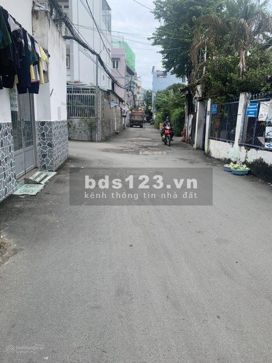 Cần bán nhà Cầu Giấy, vị trí đẹp dân trí cao