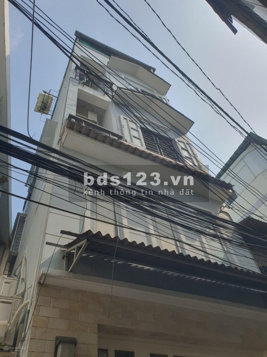Cần bán nhà Cầu Giấy, vị trí đẹp dân trí cao