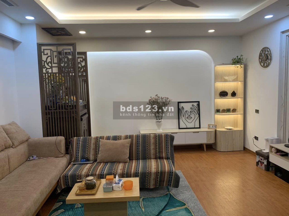 Bán chung cư Trung Hòa Nhân Chính 123m 3pn 4ty tặng đồ bao phí View thoáng mát Cầu Giấy