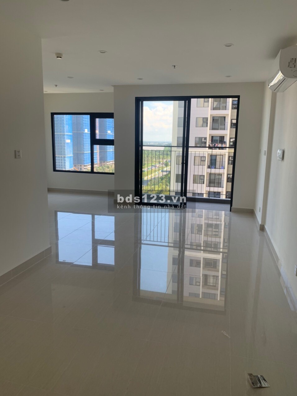 Cho thuê căn 2PN+ Vinhomes Quận 9 giá chỉ 5,5 triệu/ tháng