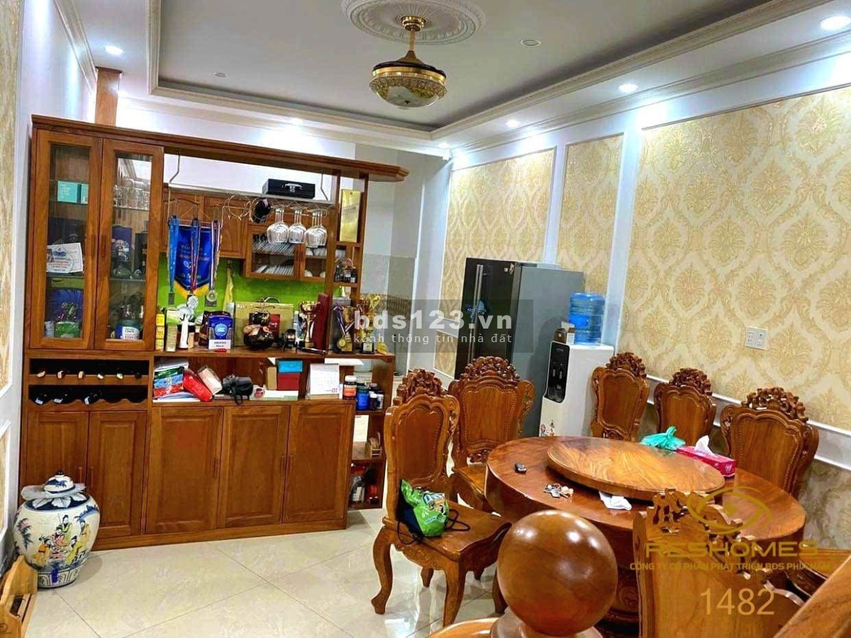 Cho thuê nhà mới xây đẹp nguyên căn khu dân cư yết kiêu gần kcn amata