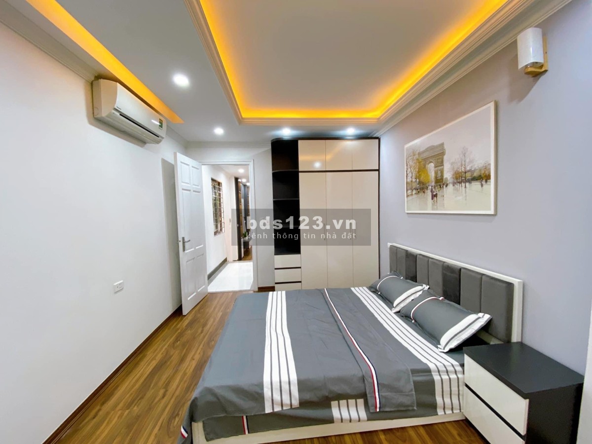 Mua nhà mới nên cần bán nhà Tô Hiệu 46m2 giá hơn 5 tỷ