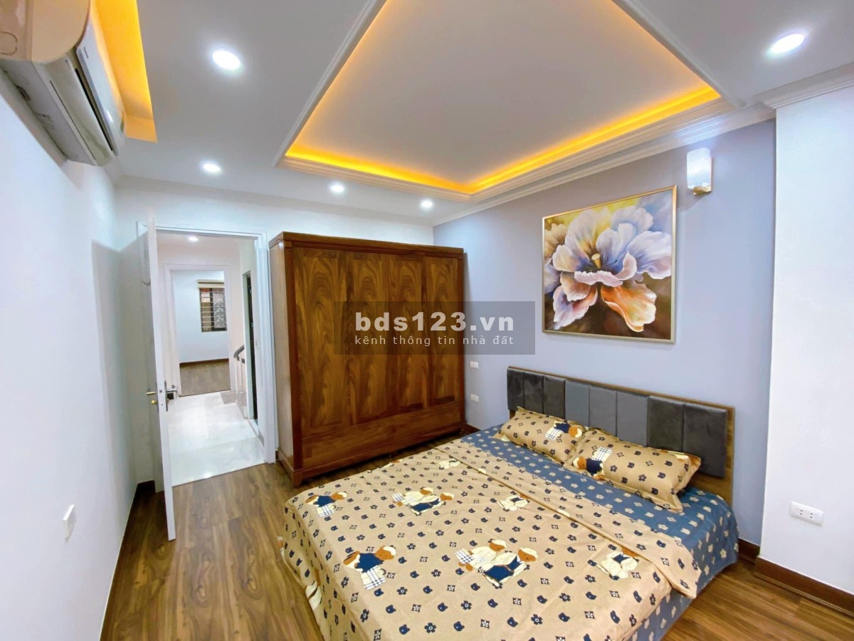 Mua nhà mới nên cần bán nhà Tô Hiệu 46m2 giá hơn 5 tỷ