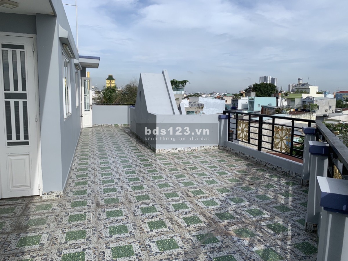Nhà nguyên căn Lưu Hữu Phước f15 q8 tp HCM