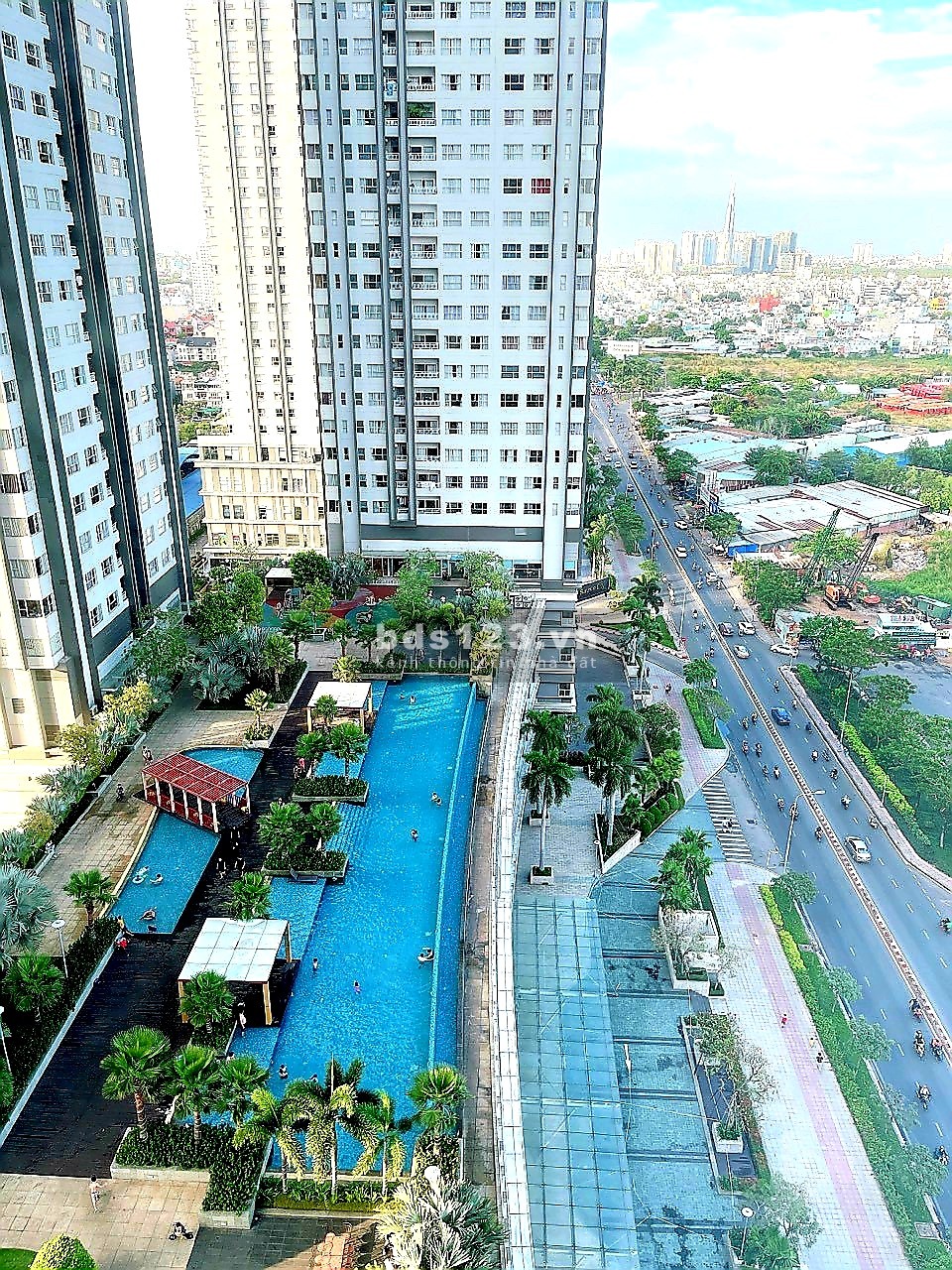 Bán căn Penthouse Sunrise City, Nguyễn Hữu Thọ, Q7, đối diện siêu thị Lotte Mart (gần Phú Mỹ Hưng).