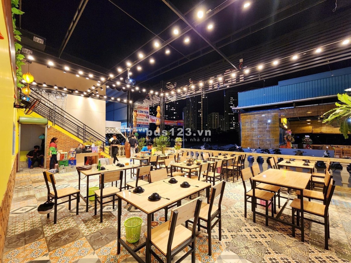 Sang nhượng mặt bằng trong khu đô thị Vinhome Grandpark