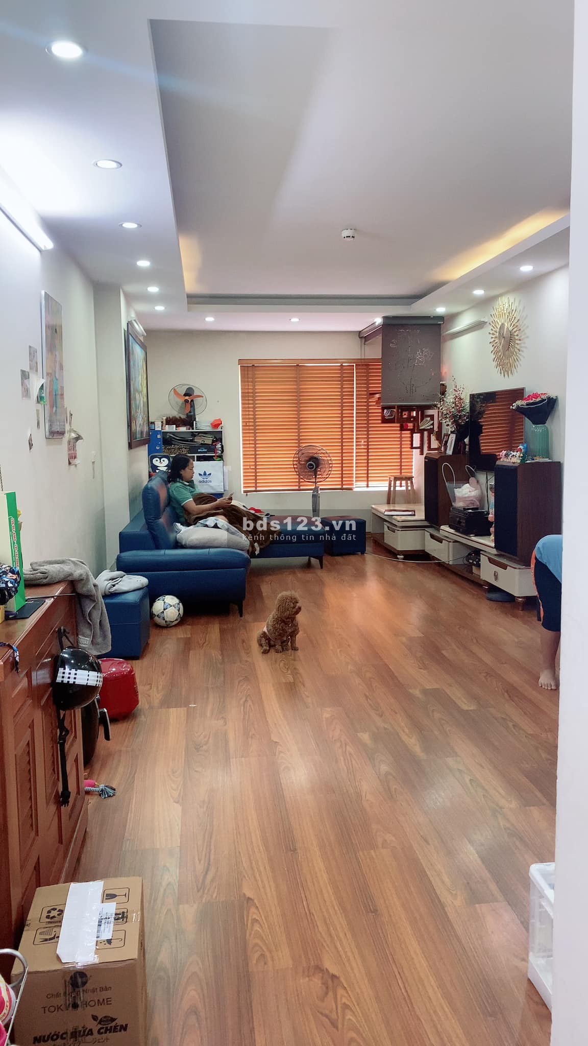 Qúa Tuyệt ! Bán chung cư 137 Nguyễn Ngọc Vũ 2PN 70m2 view thoáng 2.5 ty Tặng Nội Thất Cầu Giấy