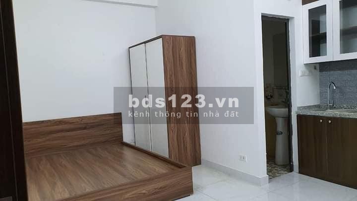 Bán nhà chung cư mi ni Trường Chinh, Đống Đa 90m2, 9 tầng, mt 5.1m, giá 19.9 tỷ.