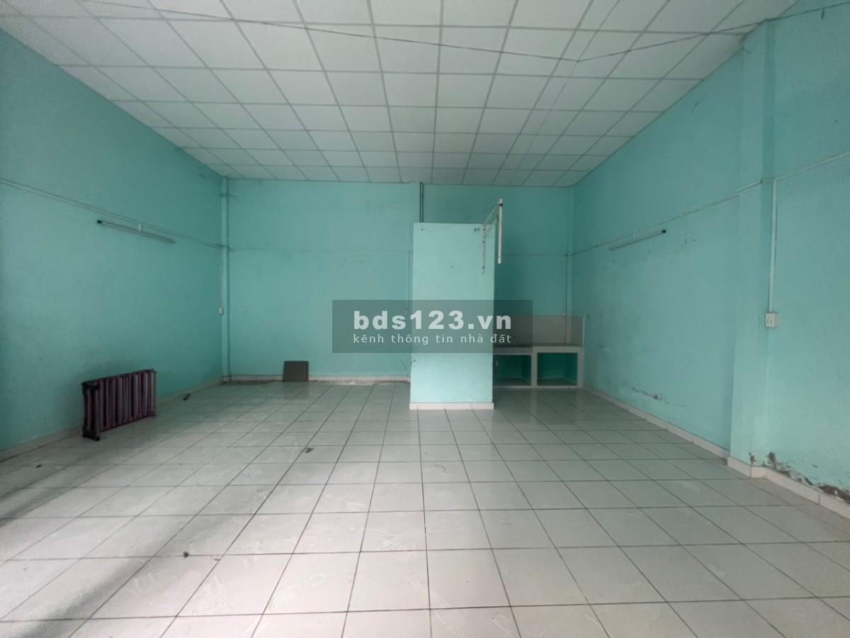 Cho thuê vi trí kd sát MT Tô Hiệu sát quận Tân Phú 8 x 8m chỉ 10 triệu tl