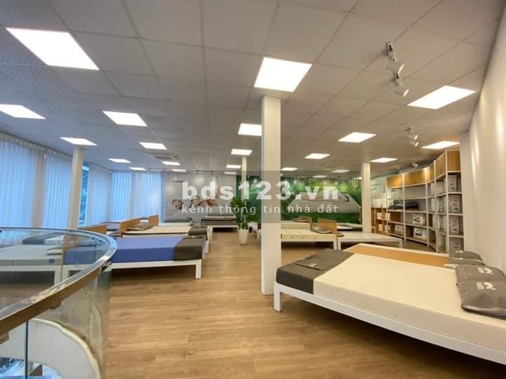 Bán nhà mặt phố Đại La, Hai Bà Trưng 161m, 2 tầng, mt 17m, giá 16.5 tỷ.