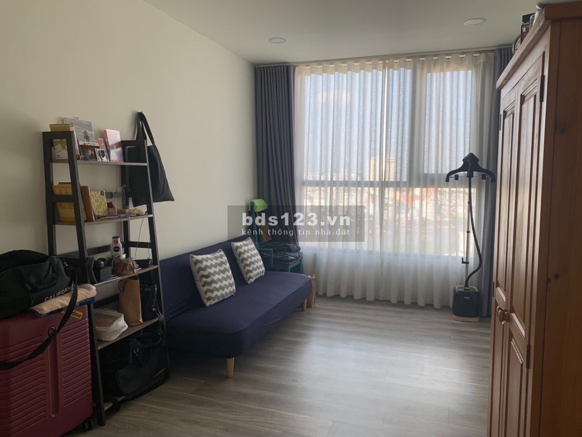 CHO THUÊ 2PN CC RIVA PARK 504 NGUYỄN TẤT THÀNH QUẬN 4