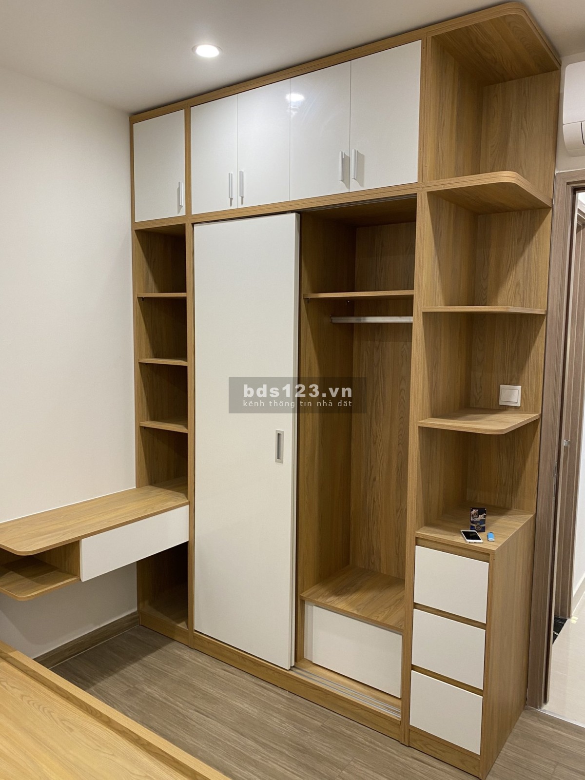 Cho thuê căn hộ 2PN Vinhomes Quận 9 full nội full chỉ 8,5 triệu