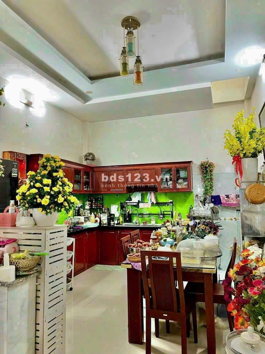 Nhà hẻm Đất Mới - 1 tret 2 lầu - 4x18- Giá : 4.85ty